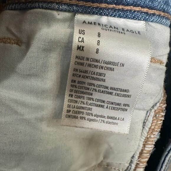 American Eagle Highest Rise Mom Short Womens Size 8 Blue Distressed Zip - Picture 13 of 15